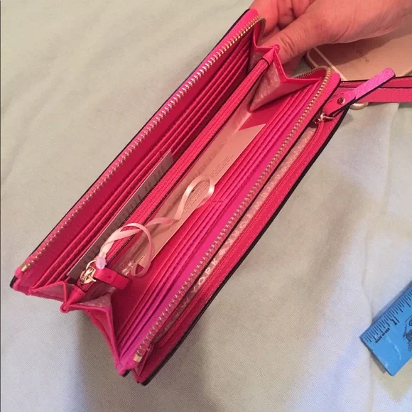 Kate Spade Tech Wallet! Hot pink! Measures 8 x 4 1/2.  EUC - Picture 3 of 4